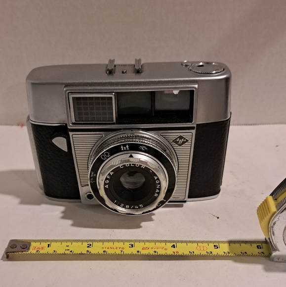 Vintage Agfa quality camera in good condition. In it’s original case. Untested. - Picture 3 of 10